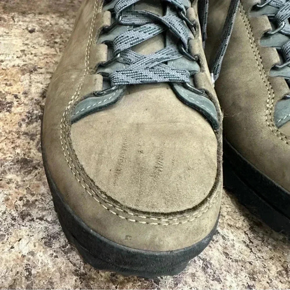 Lowa Hiking Boots Tan Green Leather Lace Up men’s size 7 Waterproof Outdoor main image 8